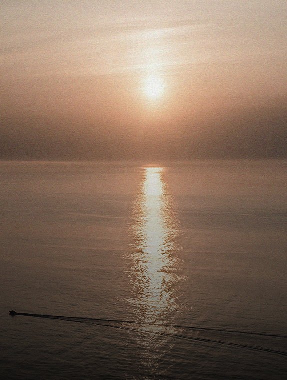 SUNSHINE — 부산에서 가장 먼저 빛을 맞이하는 곳, 일광